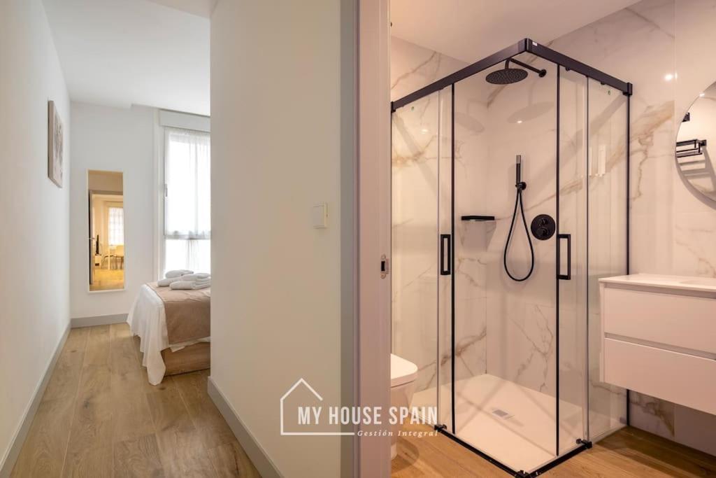 Myhousespain - Maravilloso Apartamento En 기욘 외부 사진