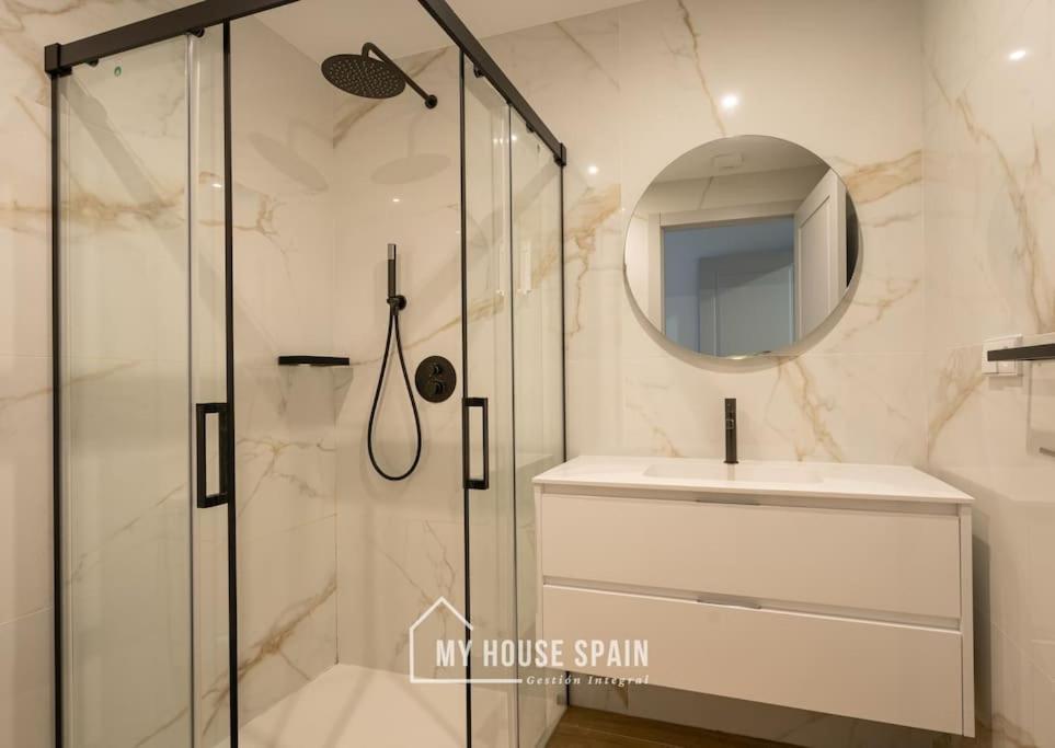 Myhousespain - Maravilloso Apartamento En 기욘 외부 사진