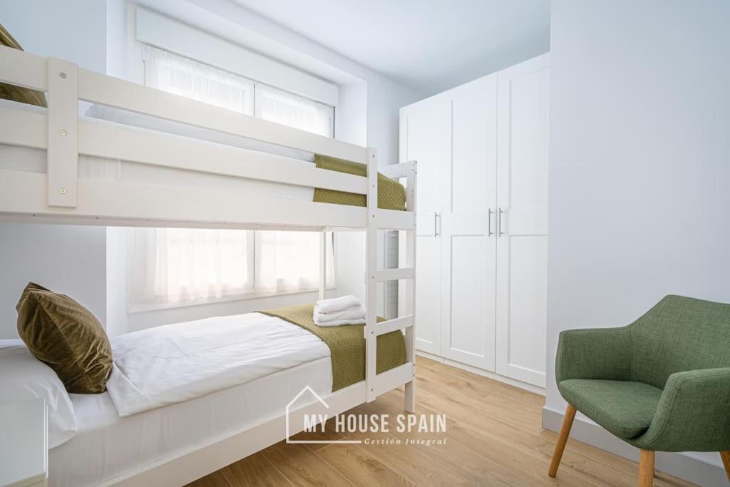 Myhousespain - Maravilloso Apartamento En 기욘 외부 사진